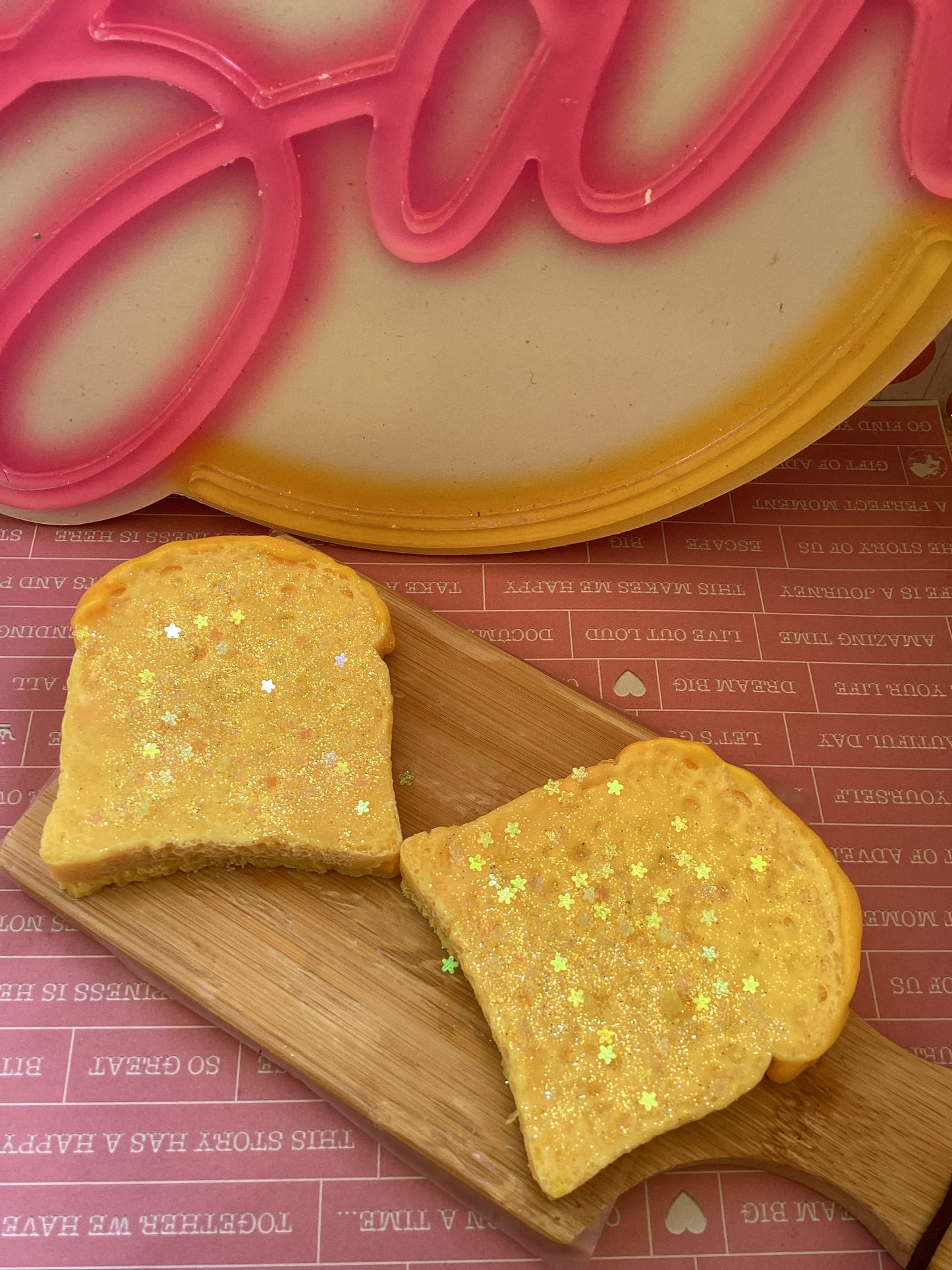 Lemon Pixie bread (highly fragranced wax melt)