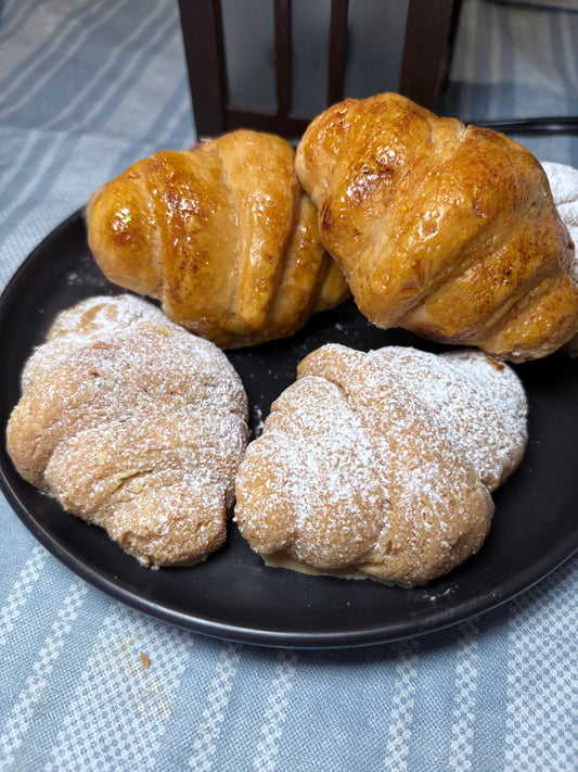 Croissant Wax Melt/Soywax.